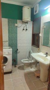 Image of 1800 Sq.ft 3 BHK Builder Floor for rent in Sector 41, Noida for Rs. 40000