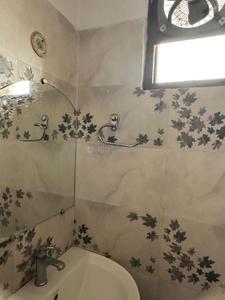 Bathroom Image of 1100 Sq.ft 2 BHK Apartment / Flat for rent in IDPL Colony Rishikesh for Rs. 18000