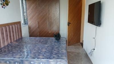 Bedroom Image of 950 Sq.ft 1 BHK Builder Floor for rent in Sector 41 Gurgaon for Rs. 32000
