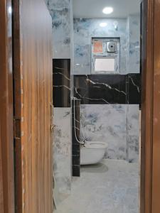 Common Bathroom Image of 800 Sq.ft 1 BHK Builder Floor for sale in Lal Kuan Ghaziabad for Rs. 3865000