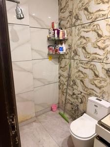Bathroom Image of 450 Sq.ft 1 RK Builder Floor for rent in Ramesh Nagar New Delhi for Rs. 22000