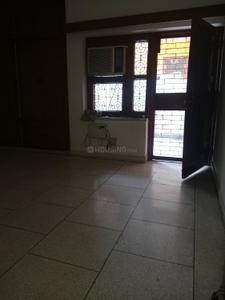 Bedroom Image of 1800 Sq.ft 2 BHK Builder Floor for rent in Sector 17 Gurgaon for Rs. 32000
