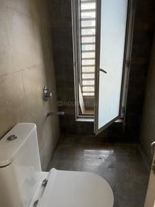 Bathroom Image of 750 Sq.ft 2 BHK Apartment / Flat for sale in Nine Dimensions Shanta Durga, Mahim Mumbai for Rs. 40000000