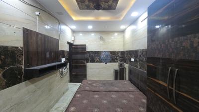 Bedroom Image of 700 Sq.ft 2 BHK Apartment / Flat for rent in Pitampura New Delhi for Rs. 29500