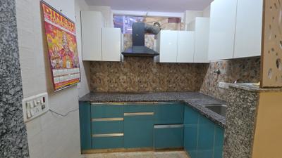 Kitchen Image of 600 Sq.ft 2 BHK Builder Floor for rent in Pitampura New Delhi for Rs. 28000
