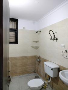 Common Bathroom Image of 2000 Sq.ft 3 BHK Apartment / Flat for sale in Guru Ramdas Apartment, Sector 22 Dwarka New Delhi for Rs. 29500000