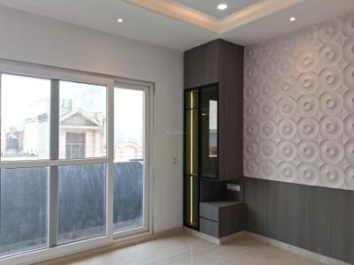 Bedroom Image of 1350 Sq.ft 3 BHK Builder Floor for sale in Paschim Vihar New Delhi for Rs. 27500000