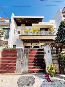 Image of 4522 Sq.ft 5 BHK Duplex for sale in Sector 9, Panchkula for Rs. 75000000