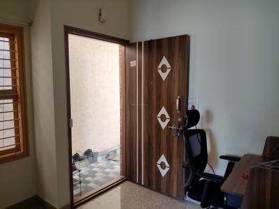 Living Room Image of 500 Sq.ft 1 BHK Builder Floor for rent in Indira Nagar Bengaluru for Rs. 24000