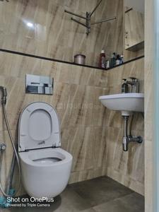Bathroom Image of 1076 Sq.ft 3 BHK Apartment / Flat for sale in Lodha Sterling, Thane West Thane for Rs. 23000000