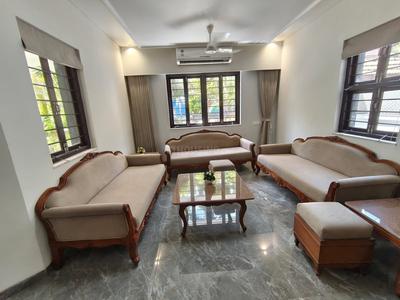 Hall Image of 3600 Sq.ft 4 BHK Independent House for rent in Thaltej Ahmedabad for Rs. 250000