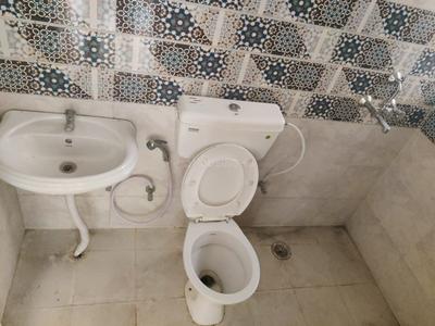 Image of 1000 Sq.ft 3 BHK Apartment / Flat for sale in Signature Global Golf Green, Sector 79, Gurgaon for Rs. 7000000