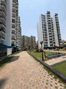 Image of 1240 Sq.ft 3 BHK Apartment / Flat for rent in Cosmos Ashoka Apartment, Milakpur Goojar, Bhiwadi for Rs. 15000
