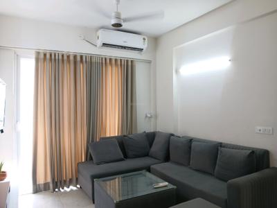 Living Room Image of 1200 Sq.ft 2.5 BHK Builder Floor for sale in Smartworld Gems, Sector 89 Gurgaon for Rs. 14600000