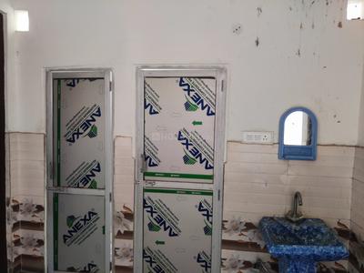 Bathroom Image of 510 Sq.ft 2 BHK Independent House for rent in Ashiyana Colony Moradabad for Rs. 8000