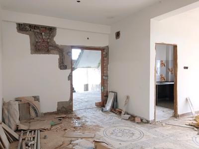 Living Room Image of 1300 Sq.ft 2 BHK Apartment / Flat for sale in Santoshpur Kolkata for Rs. 5500000