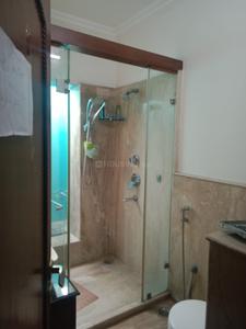 Bathroom Image of 2000 Sq.ft 3 BHK Apartment / Flat for rent in Jubilee Hills Hyderabad for Rs. 68000