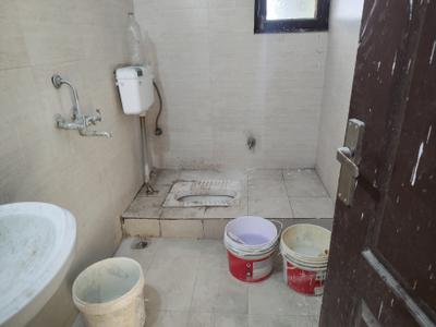 Image of 1650 Sq.ft 3 BHK Apartment / Flat for sale in Amrapali Village, Indirapuram, Ghaziabad for Rs. 15500000