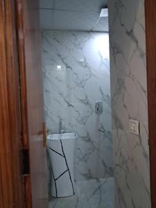 Common Bathroom Image of 1550 Sq.ft 3 BHK Apartment / Flat for sale in Sector 104 Noida for Rs. 7200000