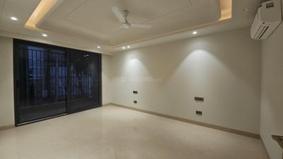 Bedroom Image of 4600 Sq.ft 4 BHK Builder Floor for rent in Safdarjung Enclave New Delhi for Rs. 500000