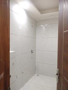 Common Bathroom Image of 1125 Sq.ft 2 BHK Builder Floor for sale in RPS Palm Drive, Sector 88 Faridabad for Rs. 11500000