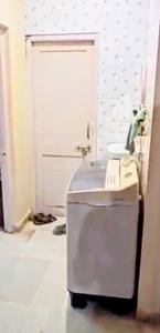 Bathroom Image of 918 Sq.ft 2 BHK Apartment / Flat for sale in Chanakyapuri Ahmedabad for Rs. 6200000