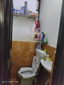 Bathroom Image of 675 Sq.ft 2 BHK Apartment / Flat for sale in  Noor Enclave, Lajpat Nagar Ludhiana for Rs. 2000000