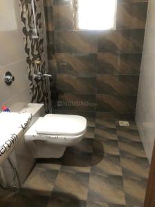 Bathroom Image of 1800 Sq.ft 3 BHK Apartment / Flat for rent in Navjeevan Blue Bells, Dattavadi Pune for Rs. 60000