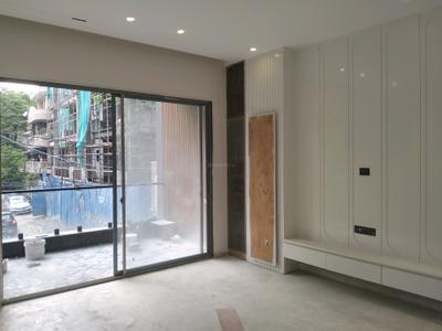 Bedroom Image of 3222 Sq.ft 4 BHK Builder Floor for sale in Mukherjee Nagar New Delhi for Rs. 60000000