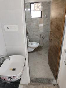 Common Bathroom One Image of 1500 Sq.ft 4 BHK Independent House for rent in Chanakyapuri Ahmedabad for Rs. 40000