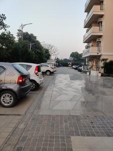 Image of 1740 Sq.ft 3 BHK Apartment / Flat for rent in Eldeco Luxa, Mohibullapur, Lucknow for Rs. 40000