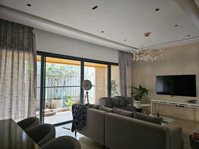 Living Room Image of 2490 Sq.ft 4.5 BHK Apartment / Flat for sale in Mantra Mirari Phase 1, Mundhwa Pune for Rs. 27500000