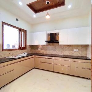 Kitchen Image of 2200 Sq.ft 4 BHK Independent House for sale in Kolathur Chennai for Rs. 20000000