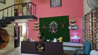 Living Room Image of 2500 Sq.ft 3 BHK Independent House for sale in Saibaba Colony Coimbatore for Rs. 19000000