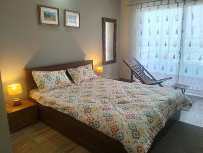 Bedroom Image of 435 Sq.ft 1 RK Apartment / Flat for rent in Paramount Golfforeste Premium Apartments, Surajpur Greater Noida for Rs. 15200