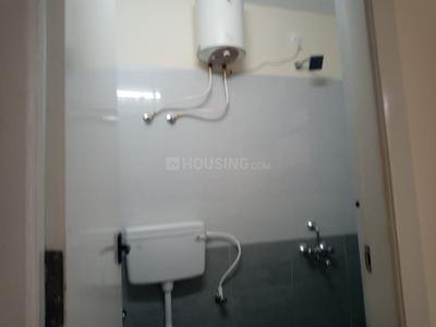 Bathroom Image of 1500 Sq.ft 3 BHK Builder Floor for rent in Kodambakkam Chennai for Rs. 50000
