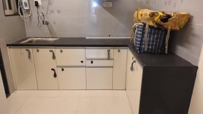 Kitchen Image of 990 Sq.ft 2 BHK Apartment / Flat for rent in Choice Goodwill Breeza, Dhanori Pune for Rs. 25000