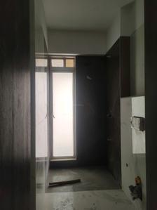 Common Bathroom Image of 1000 Sq.ft 2 BHK Apartment / Flat for sale in RNA NG Eclat, Andheri West Mumbai for Rs. 33000000
