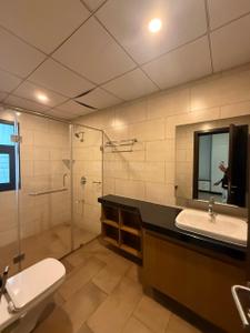 Image of 2317 Sq.ft 3 BHK Apartment / Flat for rent in Sobha Marina One, Marine Drive, Kochi for Rs. 120000