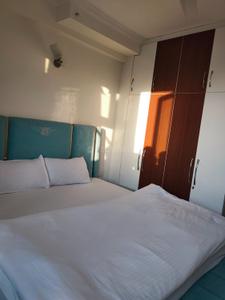 Bedroom Image of 1360 Sq.ft 3 BHK Apartment / Flat for rent in Omaxe The Palace, Gomti Nagar Lucknow for Rs. 60000