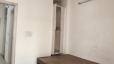 Bedroom Image of 700 Sq.ft 2 BHK Apartment / Flat for rent in Chhattarpur New Delhi for Rs. 15000