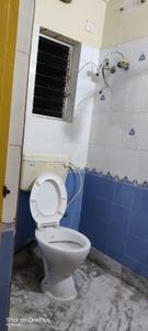 Bathroom Image of 800 Sq.ft 2 BHK Apartment / Flat for sale in Kasba Kolkata for Rs. 4200000