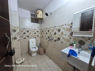 Bathroom Image of 1620 Sq.ft 3 BHK Apartment / Flat for rent in Kokar Ranchi for Rs. 20000