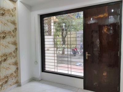 Bedroom Image of 1350 Sq.ft 3 BHK Builder Floor for sale in Indirapuram Ghaziabad for Rs. 10500000