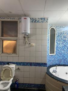 Bathroom Image of 1705 Sq.ft 3 BHK Apartment / Flat for sale in Pareena Mi Casa, Sector 68 Gurgaon for Rs. 20000000