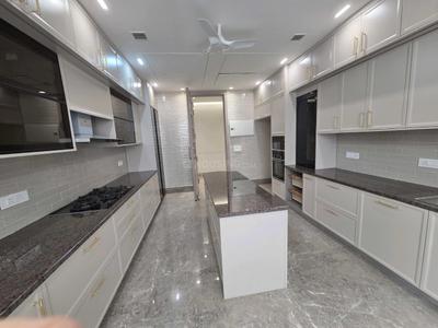 Kitchen Image of 5922 Sq.ft 4 BHK Builder Floor for sale in Shanti Niketan New Delhi for Rs. 237500000