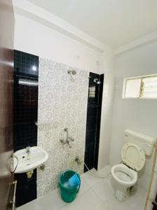 Bathroom Image of 911 Sq.ft 2 BHK Apartment / Flat for sale in Goyal and Singha Dream City, Talawali Chanda Indore for Rs. 4125000