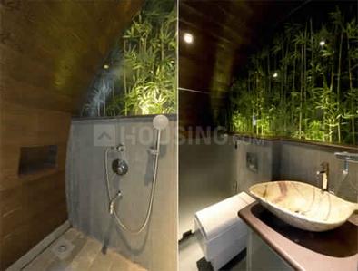 Bathroom Image of 1450 Sq.ft 3 BHK Apartment / Flat for sale in Bandra Green Park, Bandra West Mumbai for Rs. 75000000