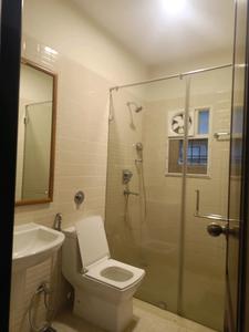 Common Bathroom Two Image of 4000 Sq.ft 4 BHK Independent House for rent in RMZ Galleria Residences by RMZ Corp, RMV Extension Stage 2 Bengaluru for Rs. 300000