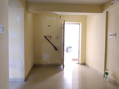 Living Room Image of 550 Sq.ft 1 BHK Apartment / Flat for sale in Maplewood Appartment, Nayabad Kolkata for Rs. 2000000